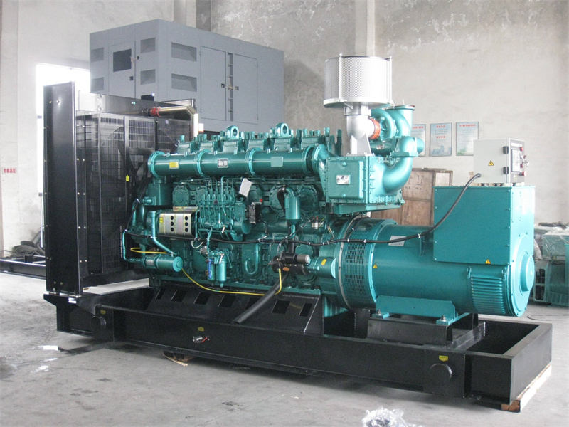 元宝200KW 柴油发电机的油耗是多少?